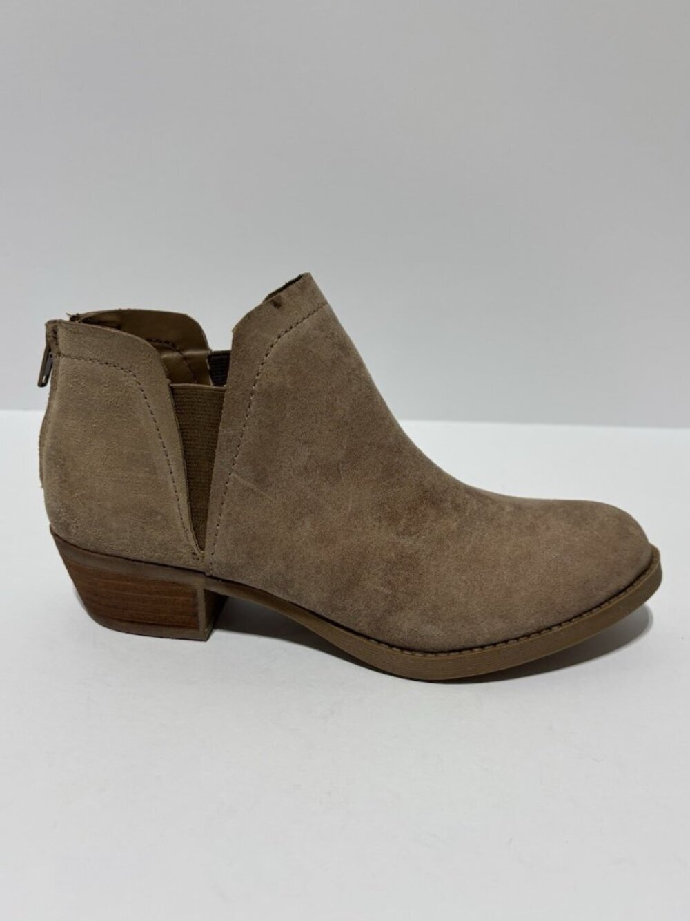 Carlos By Carlos Santana Women’s Bates 2 Taupe Ankle Bootie, Size 6.5 M